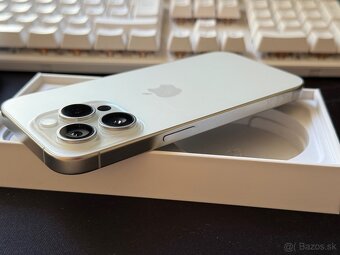 iPhone 15 PRO málo použitý - 3