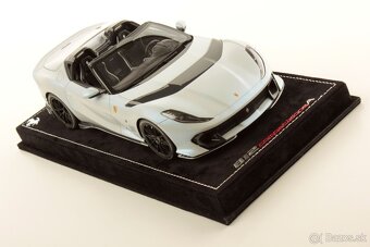 Ferrari 812 CompetizioneA | MR Collection 1/18 - 3