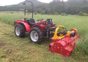 Malotraktor AGT 960 R - otočné pracoviště, 50 HP - 3