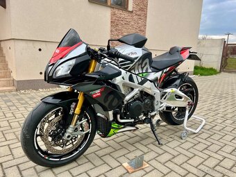 Aprilia Tuno factory 1100 V4 - 3