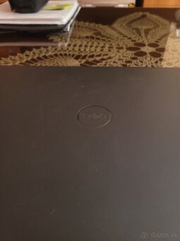Dell Vostro 3515 - poškodený, no má nové diely - 3