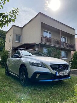 Volvo V40 Cross Country D2 Momentum Pro, Top stav. - 3