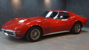 Chevrolet Corvette Stingray 454 z roku 1971 - 3