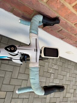 Oinarello Dogma F10 - 3