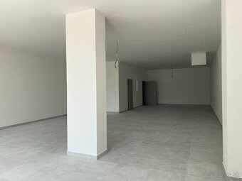Novostavba obchodného priestoru 119,1 m2  v Petržalke na pre - 3