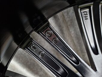 Škoda Canopus Superb 5x112 R19 235/40 R19 Zimne Nepoužite - 3