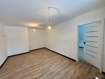 Ponúkame na predaj 1 Izb byt v KNM - 3