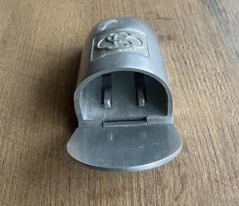 Popolník zo železničného vozňa ČSD - 3