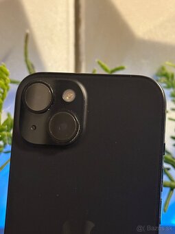 iPhone 15 - veľmi pekný stav - 3
