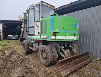 Kolesový bager O&K MH 2.10C 10t - 3