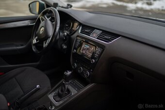Škoda octavia 3 scout 4x4 2.0 TDi - 3