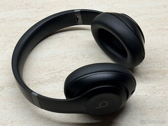 Beats Studio Pro - 3