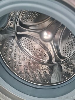 Práčka zo sušičkou Hisense - 3