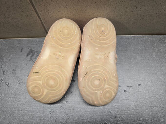 predam dievcenske sandalky 22 - 3