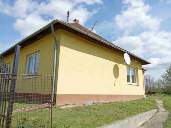 Predáme rodinný dom so záhradou v obci Dubník, okres Nové Zá - 3