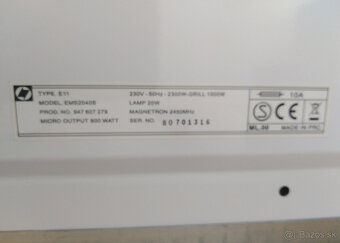Mikrovlnka s grilom Electrolux E11 EMS204DS - 3
