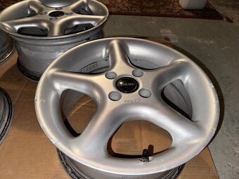 Borbet R15 4x100 7J ET35 - 3