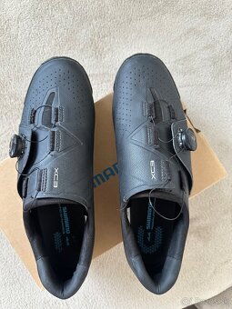 Tretry Shimano XC3 - 3