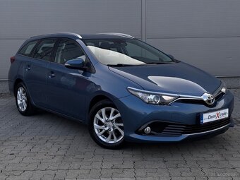 Toyota Auris 1.6 l Valvematic Executive - 3