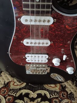 Elektricka gitara cort G110 - 3