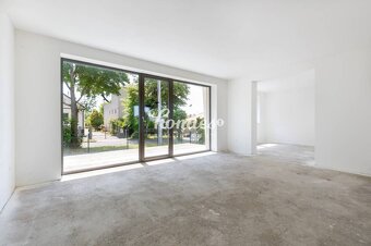 PREDAJ výnimočný 5-izbový dom, Zlaté Moravce-centrum - 3