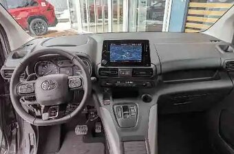 Toyota Proace City verso Family - 1,5 Hdi /131 PS/, A/T - 3