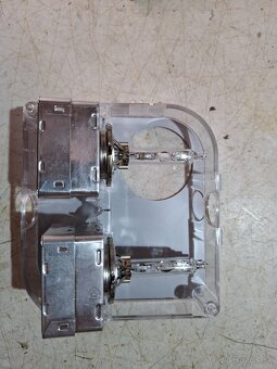 Xenónové  výbojky Philips 35W - 3