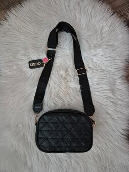 kabelka Guess crossbody. - 3