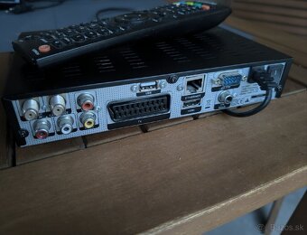 Satelitný prijímač Amiko HD8240 - 3