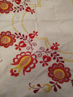 Retro vyšívané obrusy 2 - 3