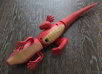 Robotická jašterica ALIVE - 3