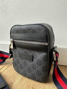 Gucci Leather small bag - 3