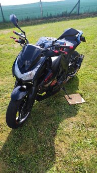 Kawasaki Z1000 - 3