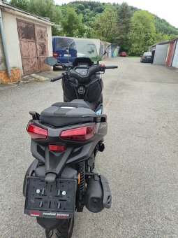 Yamaha X max 125 tech max NOVÁ - 3