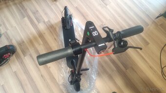 Elektrická kolobežka 350W/30km/h - 3