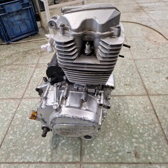 250 ccm3 motor - 3