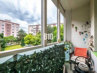 2,5 IZBOVÝ BYT V OBĽÚBENEJ LOKALITE NOVÉHO MESTA - ul. ČSL. - 3