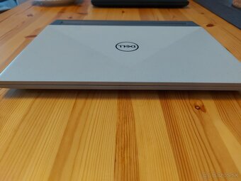 Predám notebook DELL G15 RTX 3050 - 3