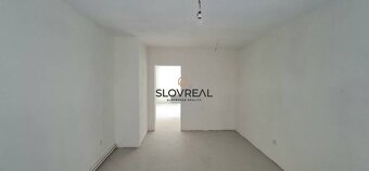 SLOVREAL - Predaj 2-izbového bytu v Handlovej - 3