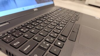 Predám Dell Latitude 5500 - 3