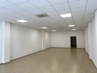 Na prenájom obchodný priestor - 3