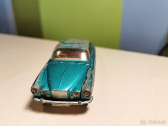 Corgi toys Jaguar Mark X - 3
