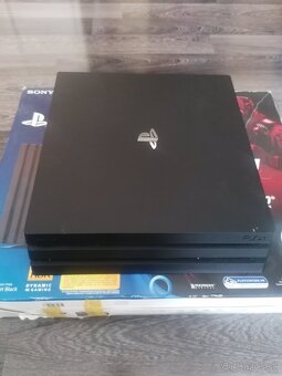 Predám PS4 pro - 3