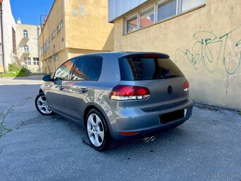 Volkswagen Golf 6 2.0 TDI CR Highline - 3