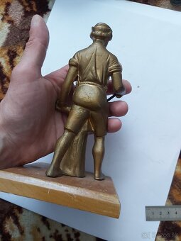 Kovová dekorácia - kováč - 3