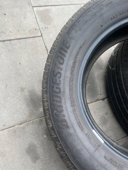 Bridgestone 225/65 r17 - 3