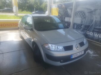 Renault Megane 1.6 - 3