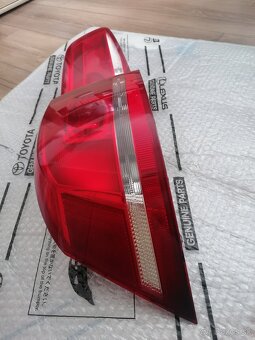 Volkswagen Passat B7 combi zadné svetlá - 3