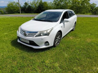 Toyota Avensis 2.2 D-CAT - 3