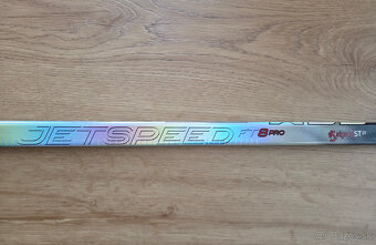 Predám novú hokejka CCM JetSpeed FT8 Pro junior - 3